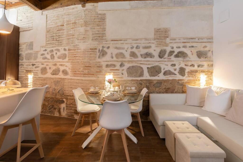 Apartamentos Boutique Hya Toledo Luaran gambar
