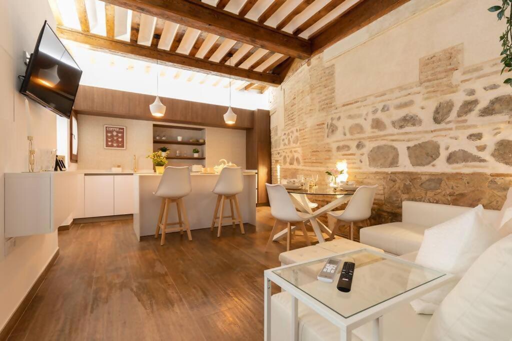Apartamentos Boutique Hya Toledo Luaran gambar
